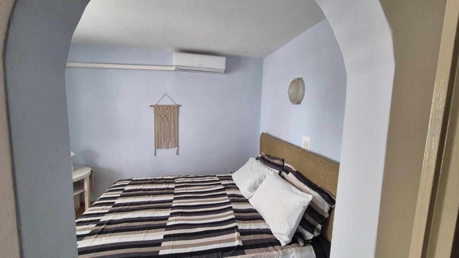 Apartment Bunjo'S Beach House โตรกีร์ ภายนอก รูปภาพ